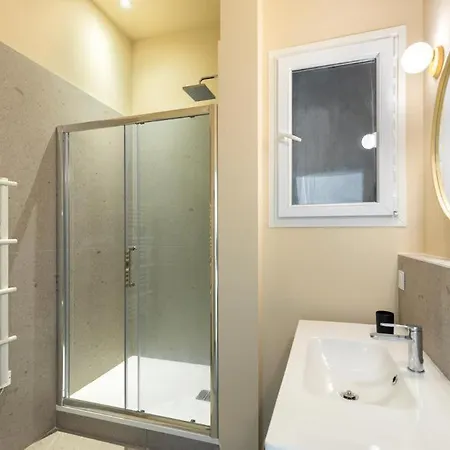 90m2 Design, Calme, Wifi, Clim, Netflix Appartement